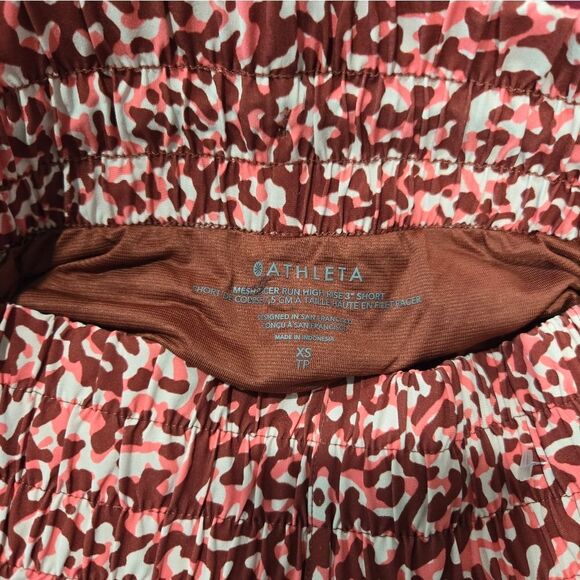 🐢 Athleta Mesh Racer Run High Rise 3" Short Size XS NWOT - Picture 14 of 14